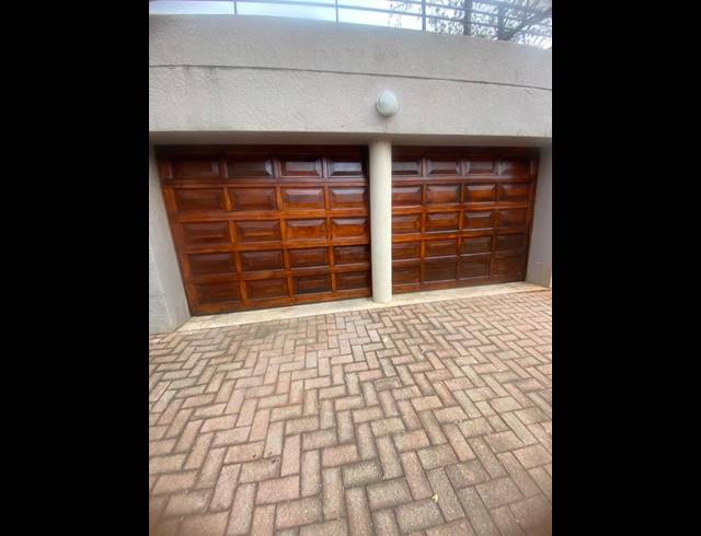 2 BEDROOM TOWNHOUSE FOR SALE IN MOUNT AMANZI
